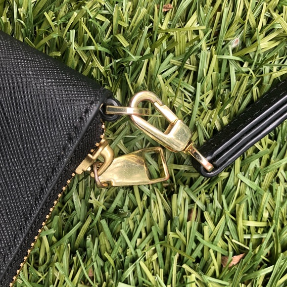 Tory Burch Bags Tory Burch Passport Continental Wallet In Black